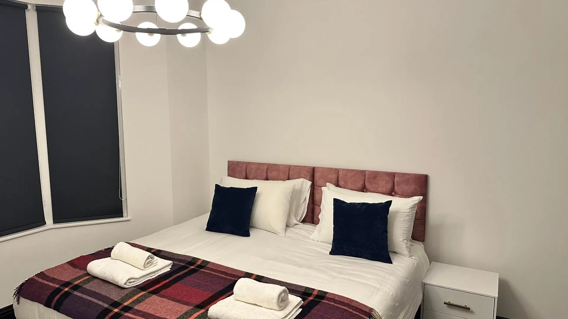 ברייטון Nombre18 In The Lanes - Two Apartments In One - Large 5 Bed 4 Bath - Sleeps 12